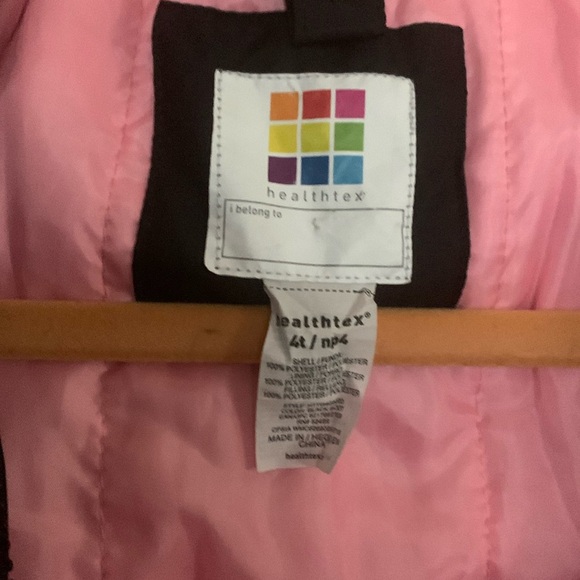 Girls puff jacket toddler size - Picture 3 of 7